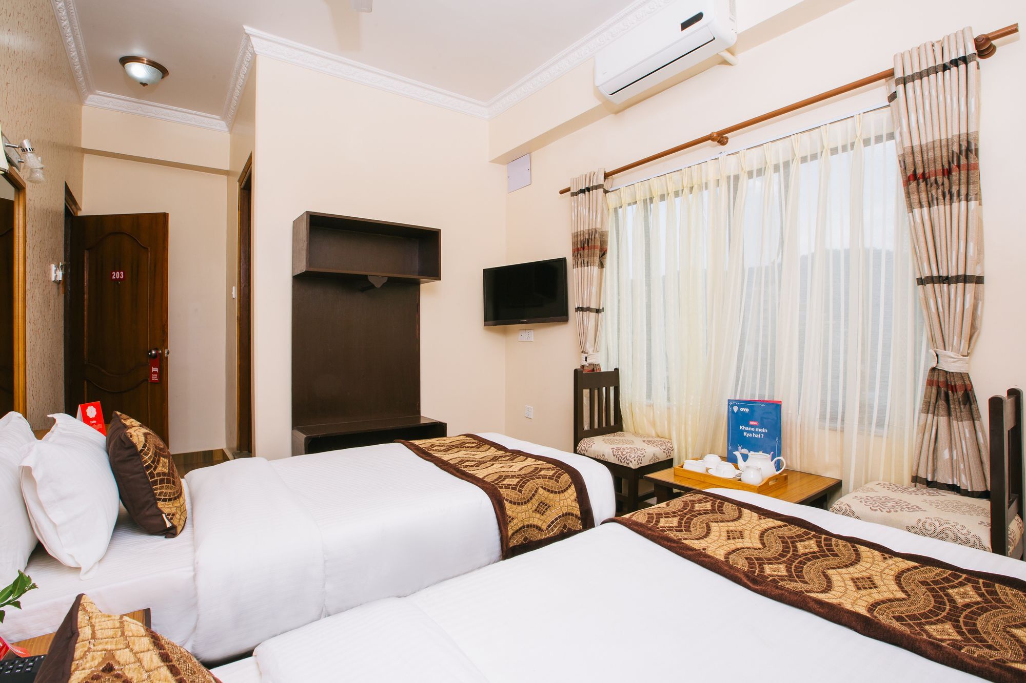 Hotel Romantica Pokhara Exterior photo